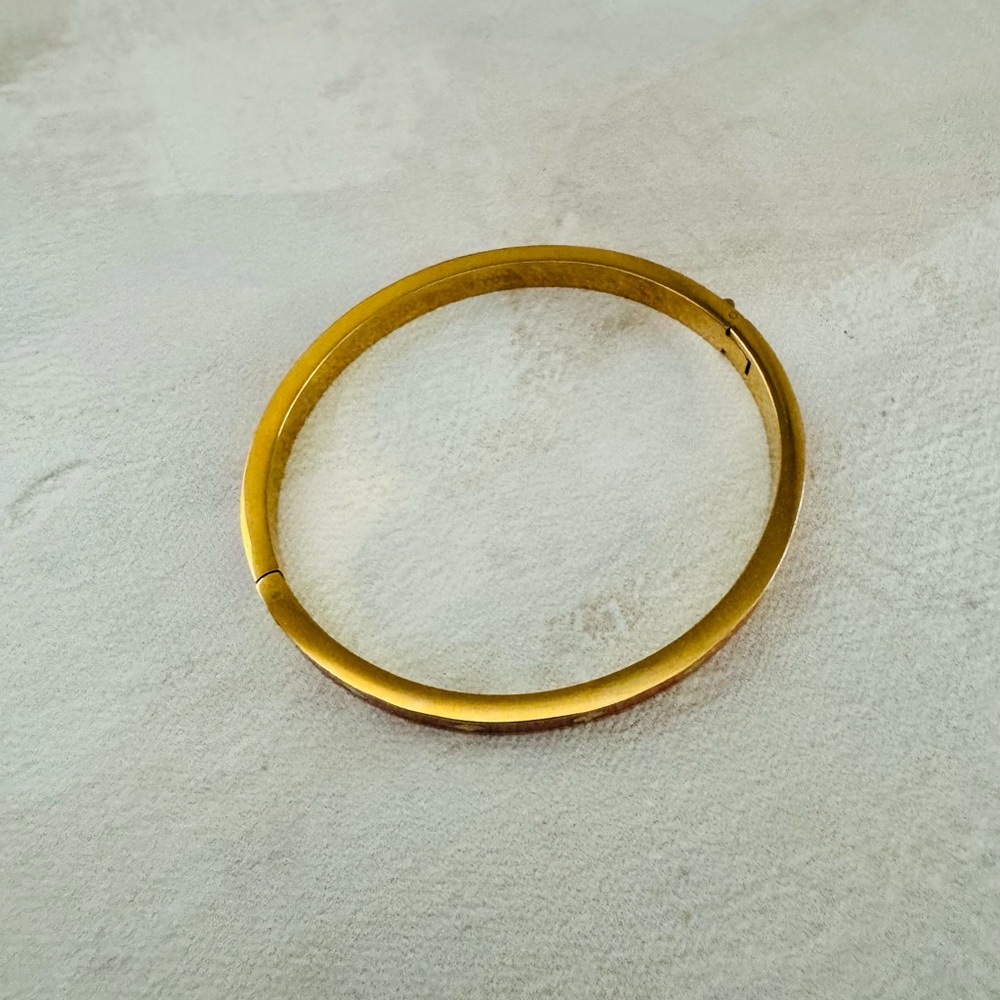 Kate spade Gold, Orange “Spot The Spade” Enamel Hinged Bangle Bracelet - Picture 2 of 8